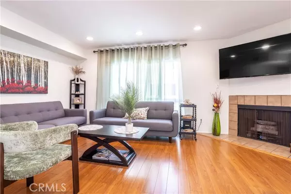 Van Nuys, CA 91405,7319 Hazeltine Ave 5