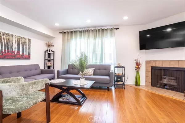 Van Nuys, CA 91405,7319 Hazeltine Ave 5