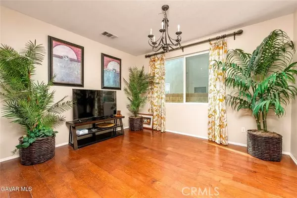 Lancaster, CA 93535,2158 Cypress