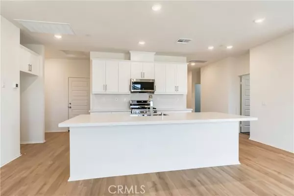 Victorville, CA 92392,13739 Mesa VW