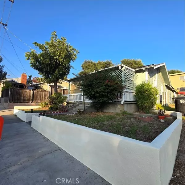 Glendale, CA 91020,3928 La Crescenta AVE