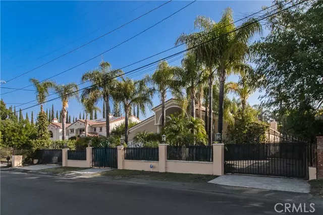 Tarzana, CA 91356,5218 Otis AVE