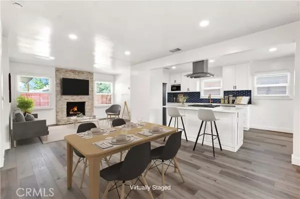 Lake Balboa, CA 91406,7517 Louise AVE