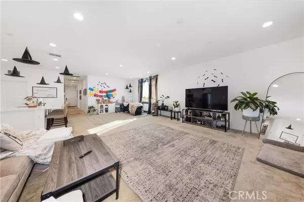 Hesperia, CA 92344,13074 Rosamond CT