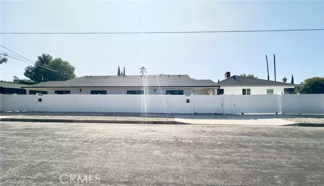 15950 Cohasset ST, Van Nuys, CA 91406