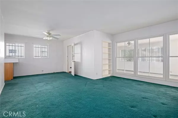 Granada Hills, CA 91344,10342 Haskell AVE