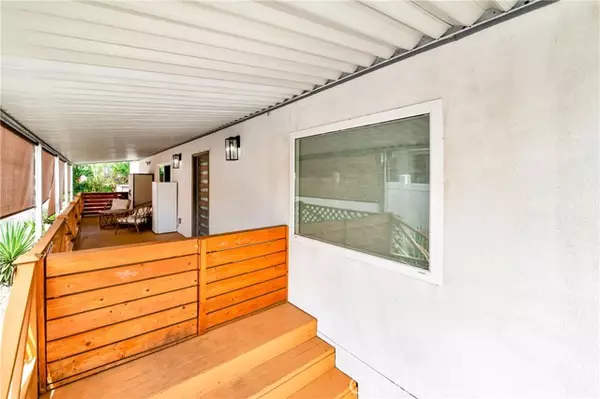 Calabasas, CA 91302,23777 Mulholland Hwy #153