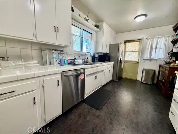 Oxnard, CA 93030,1213 Deodar Ave