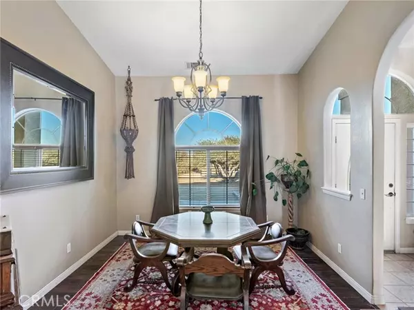 Phelan, CA 92371,8328 Chateau