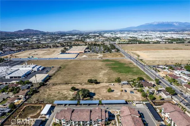 831 W Lugonia, Redlands, CA 92374