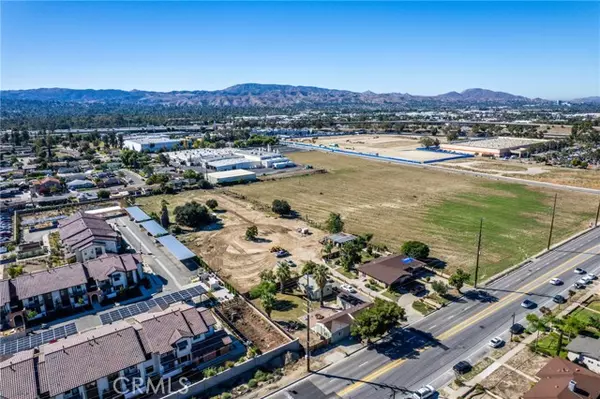 Redlands, CA 92374,831 W Lugonia