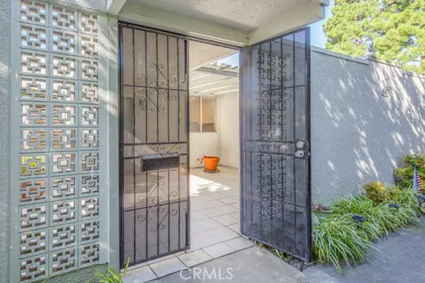 Laguna Woods, CA 92637,645 Avenida Sevilla A