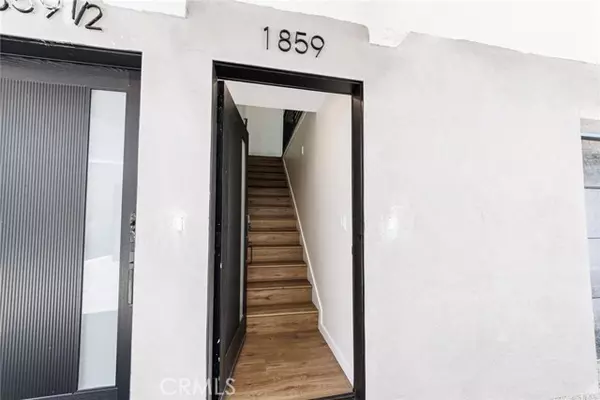 Los Angeles, CA 90019,1859 Crenshaw BLD