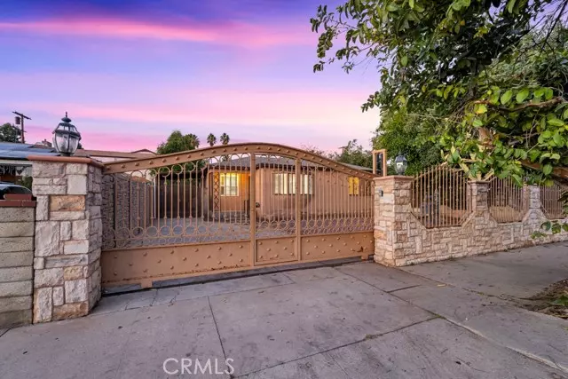 Van Nuys, CA 91411,14937 Friar