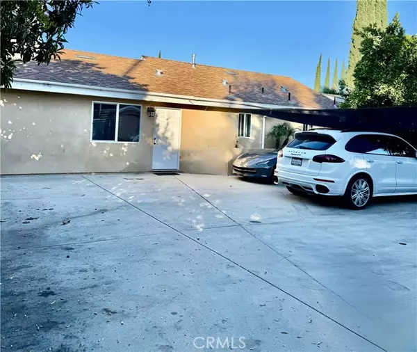 Canoga Park, CA 91304,7339 De Soto Ave