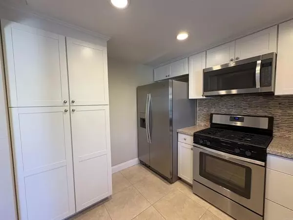 Vista, CA 92081,1050 La Tortuga DR 34