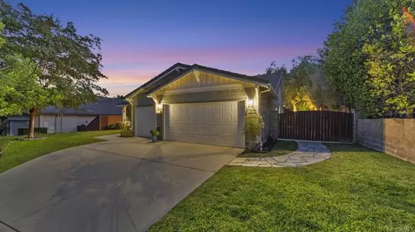Escondido, CA 92027,285 Oak Valley LN