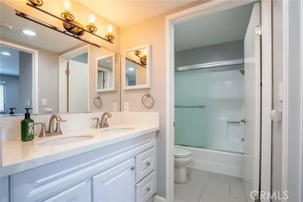 Los Angeles, CA 90020,435 S Virgil AVE 310