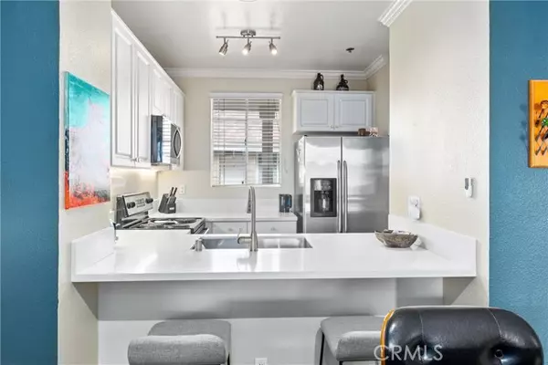 Huntington Beach, CA 92646,20301 Bluffside CIR D306