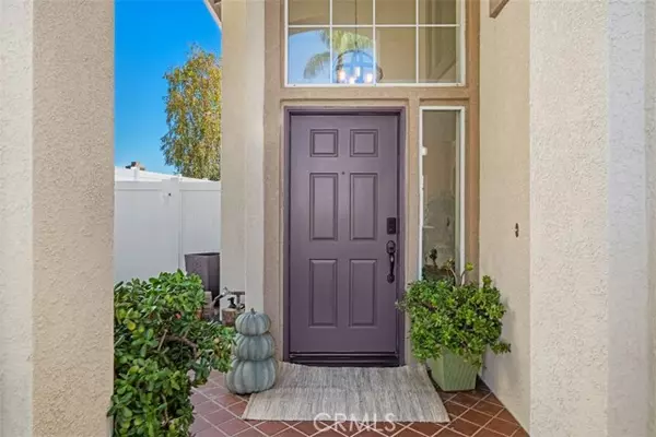 Rancho Santa Margarita, CA 92688,30 Via Silla