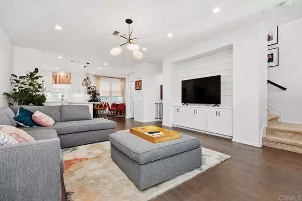 Carlsbad, CA 92011,1845 Cliff Swallow LN