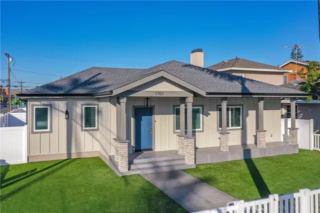 1701 PARK, Huntington Beach, CA 92648