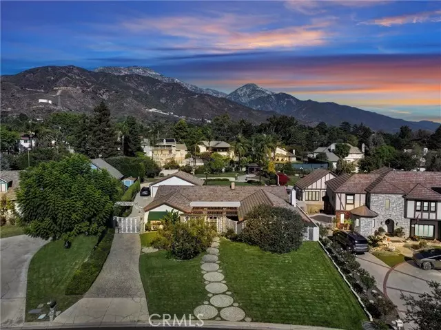 2376 Sunset Curv, Upland, CA 91784