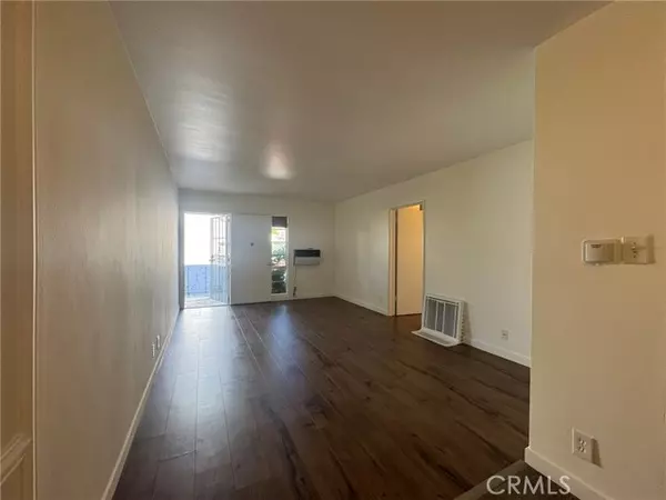 Los Angeles, CA 90027,2017 N Hoover ST 1