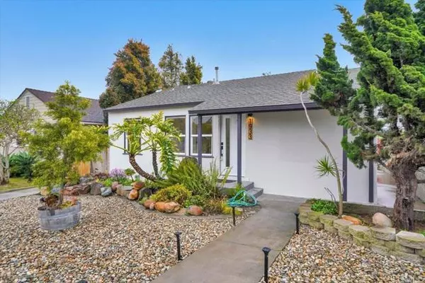 San Diego, CA 92107,1933 Chatsworth BLD