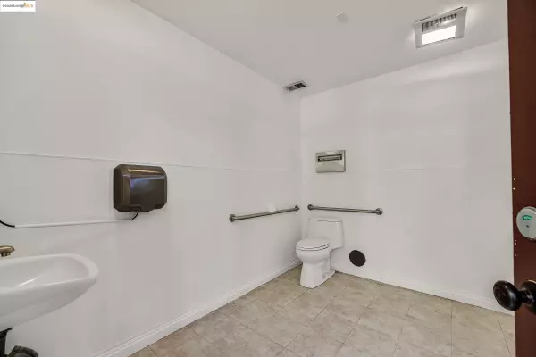 Oakland, CA 94611,4319 Piedmont Ave