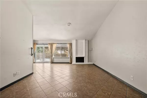 Valencia, CA 91354,27139 Vista Encantada