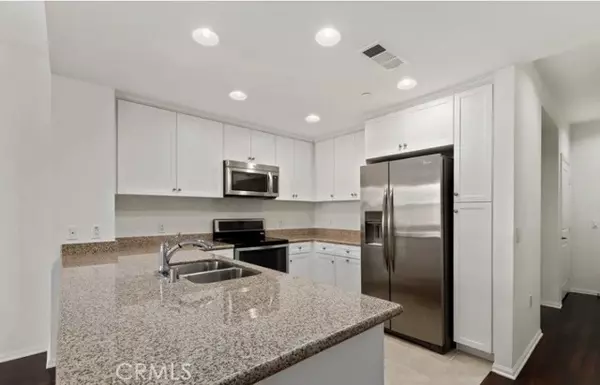 Alhambra, CA 91801,408 1B W Main