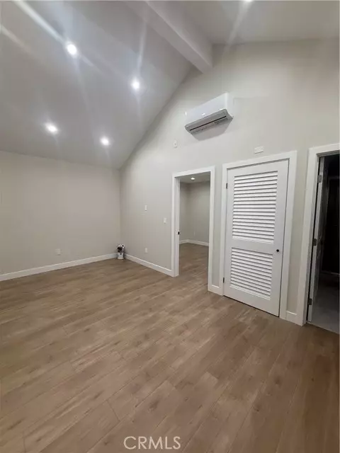 Panorama City, CA 91402,8039 Allott