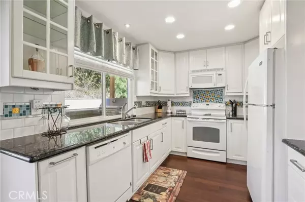 Lake Forest, CA 92630,27191 Valleymont