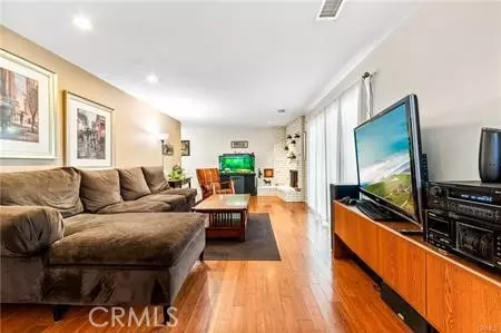 Orange, CA 92869,552 S Yorba St