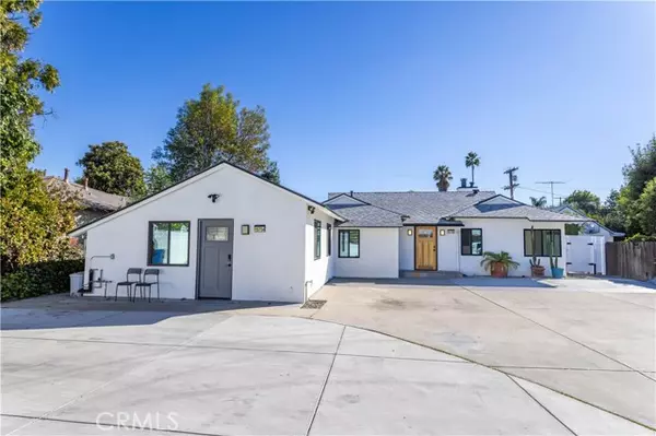 Lake Balboa, CA 91406,15756 Hart ST