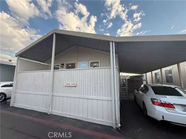 Covina, CA 91724,716 N GRAND D-3