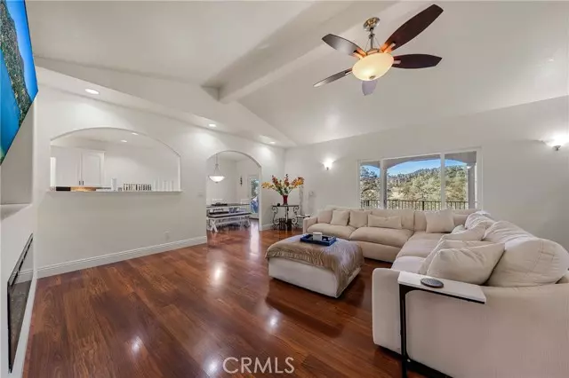 16189 Conestoga RD, Hidden Valley Lake, CA 95467