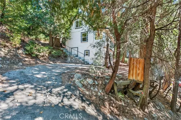 23740 Skyland, Crestline, CA 92325