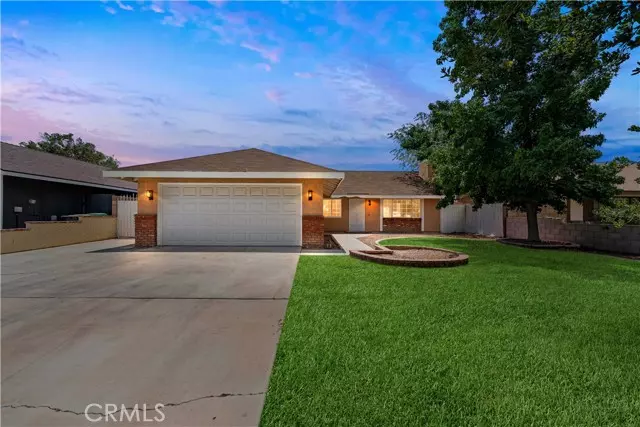 Lancaster, CA 93535,716 E Avenue J5