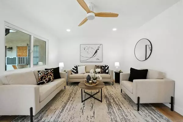 San Diego, CA 92105,4161 Winona Ave 4