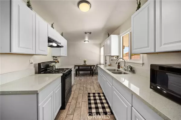 Palmdale, CA 93551,38910 Sage Tree