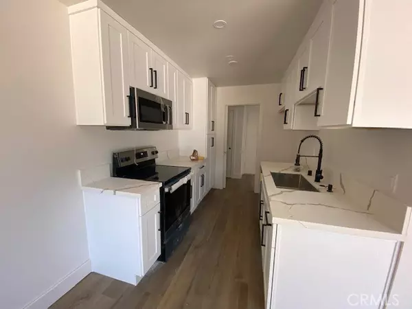 Torrance, CA 90504,4160 W 182nd ST 107