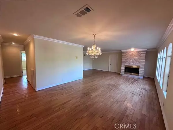 Arcadia, CA 91006,1126 Highland Oaks Dr