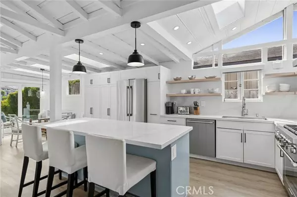 Corona Del Mar, CA 92625,550 Hazel