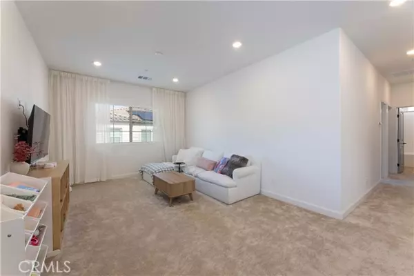 Chula Vista, CA 91913,1532 Painted Cave