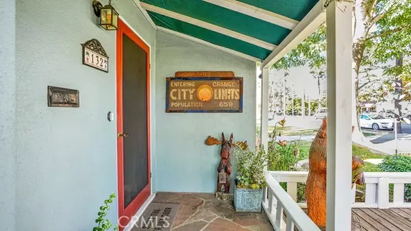 Orange, CA 92868,132 N Jewell