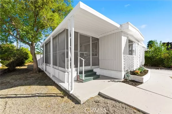 Hemet, CA 92543,631 Santa Clara