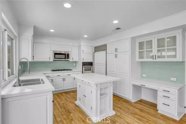 Chatsworth, CA 91311,10206 Nevada