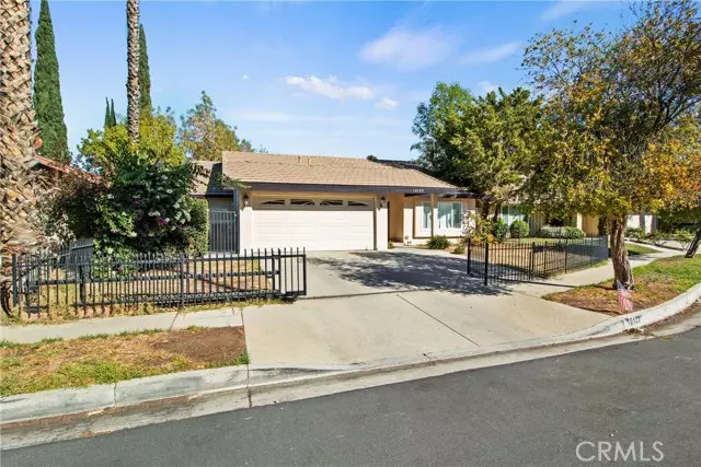 18123 Delano ST, Tarzana, CA 91335